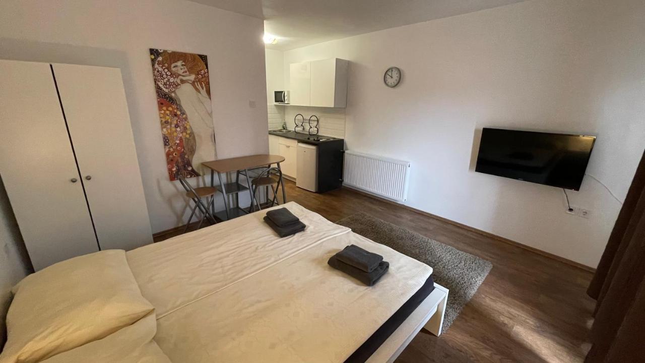 City Apartman Balatonfoldvar Ngoại thất bức ảnh