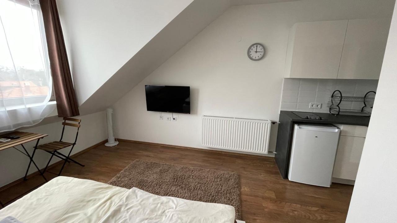 City Apartman Balatonfoldvar Ngoại thất bức ảnh