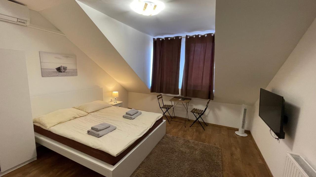 City Apartman Balatonfoldvar Ngoại thất bức ảnh