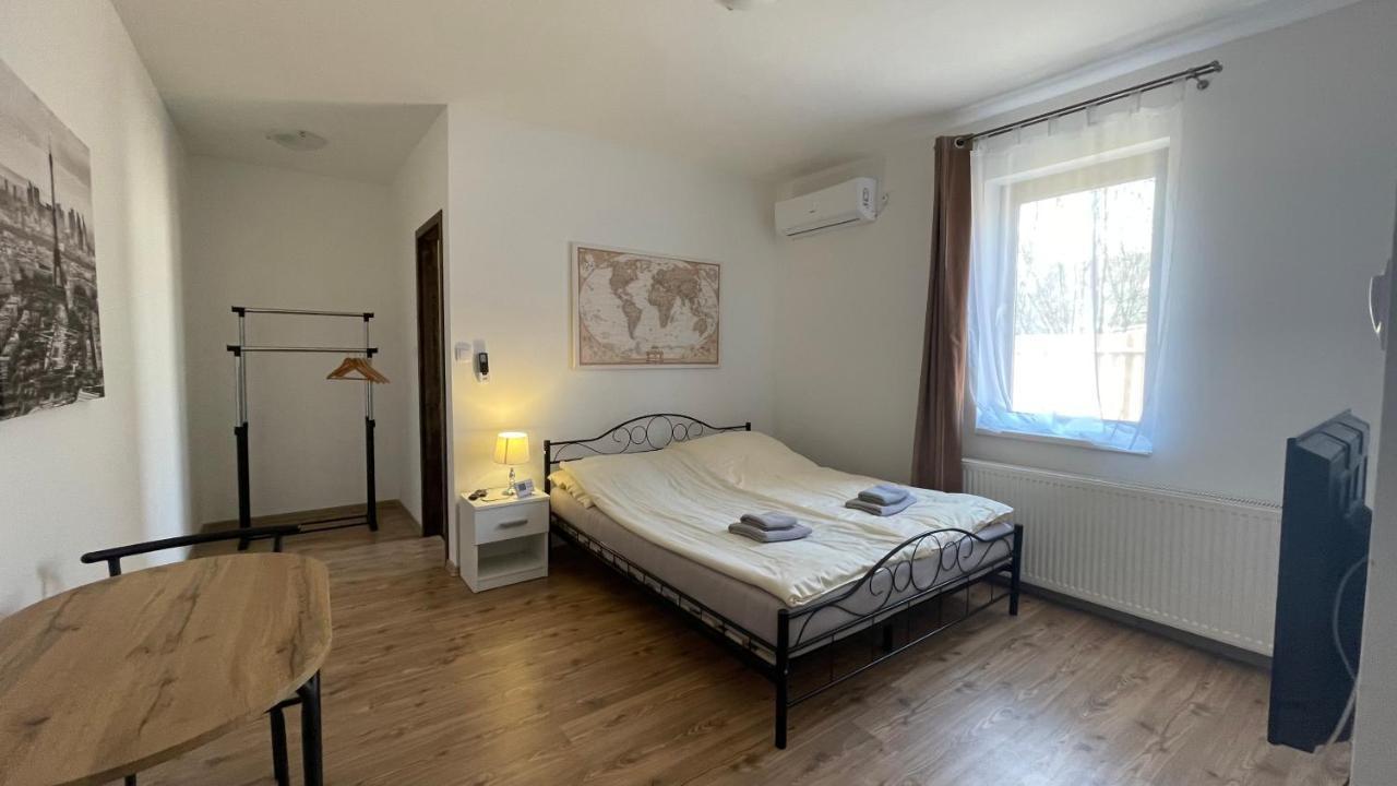 City Apartman Balatonfoldvar Ngoại thất bức ảnh