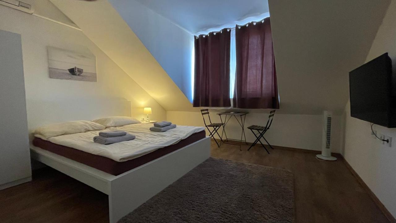 City Apartman Balatonfoldvar Ngoại thất bức ảnh