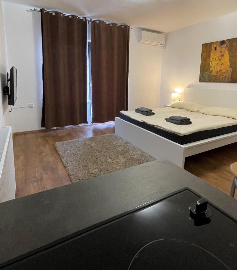 City Apartman Balatonfoldvar Ngoại thất bức ảnh