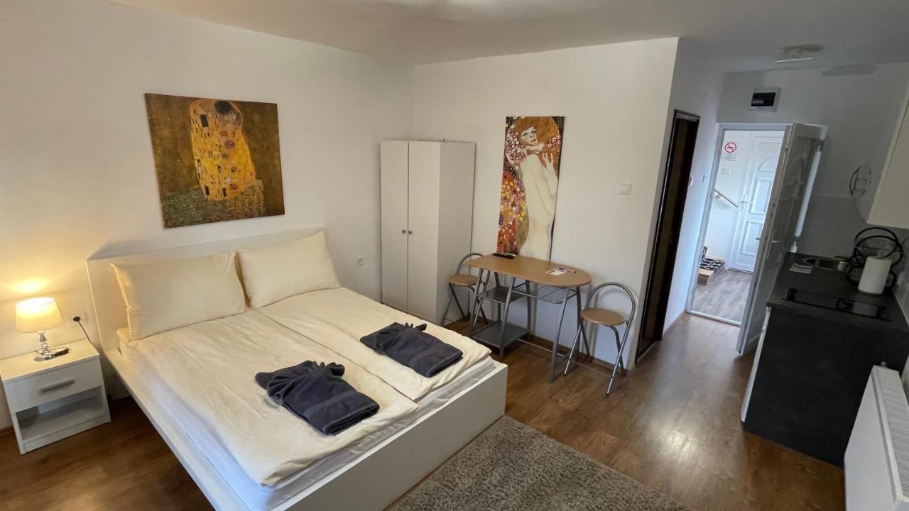 City Apartman Balatonfoldvar Ngoại thất bức ảnh